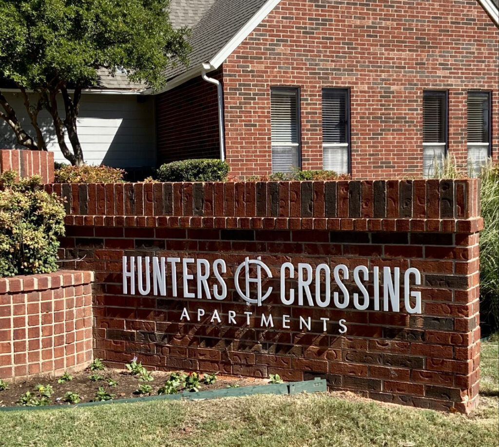 Hunters Crossing