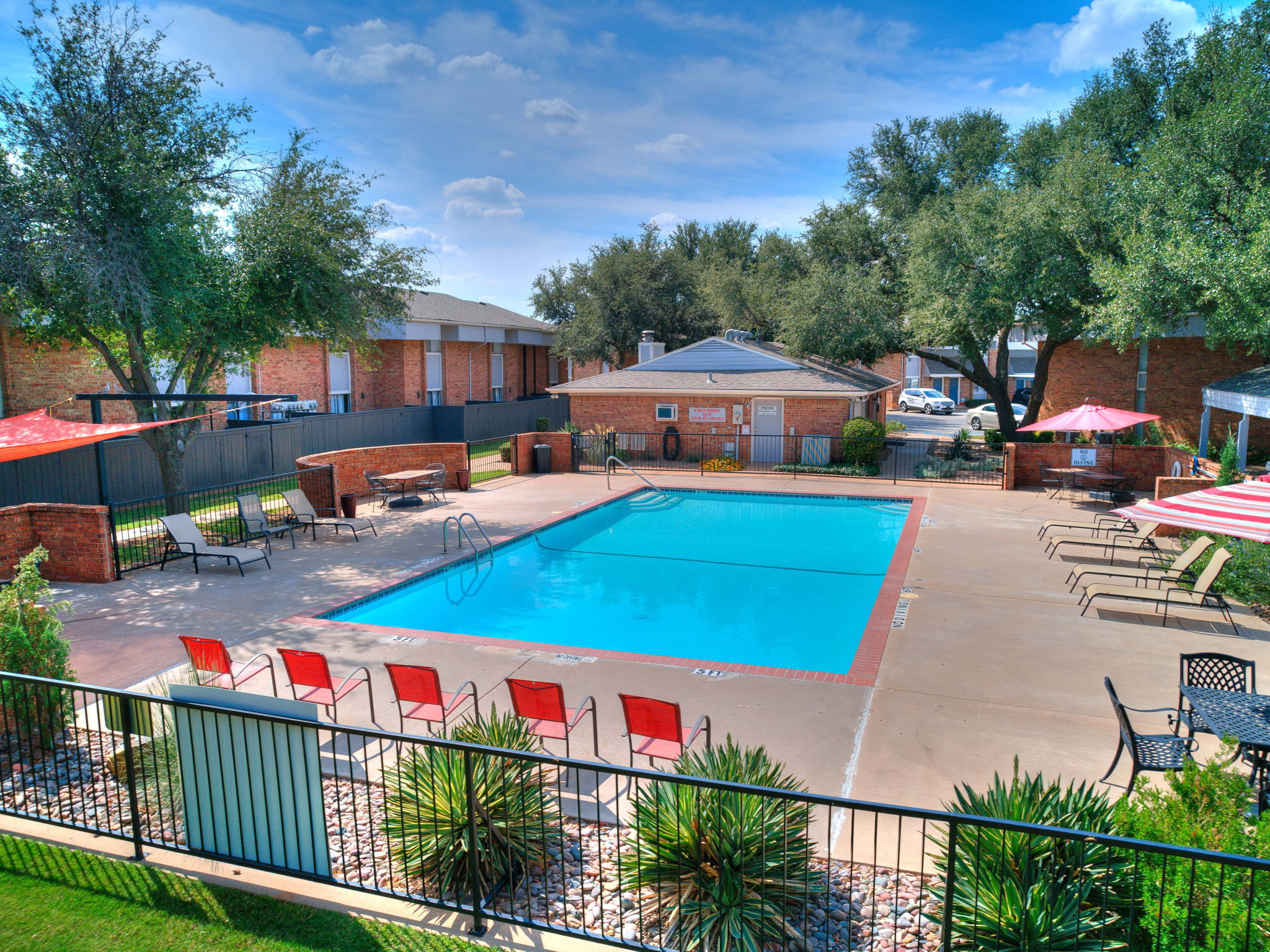 Lakeview Townhomes and Villas