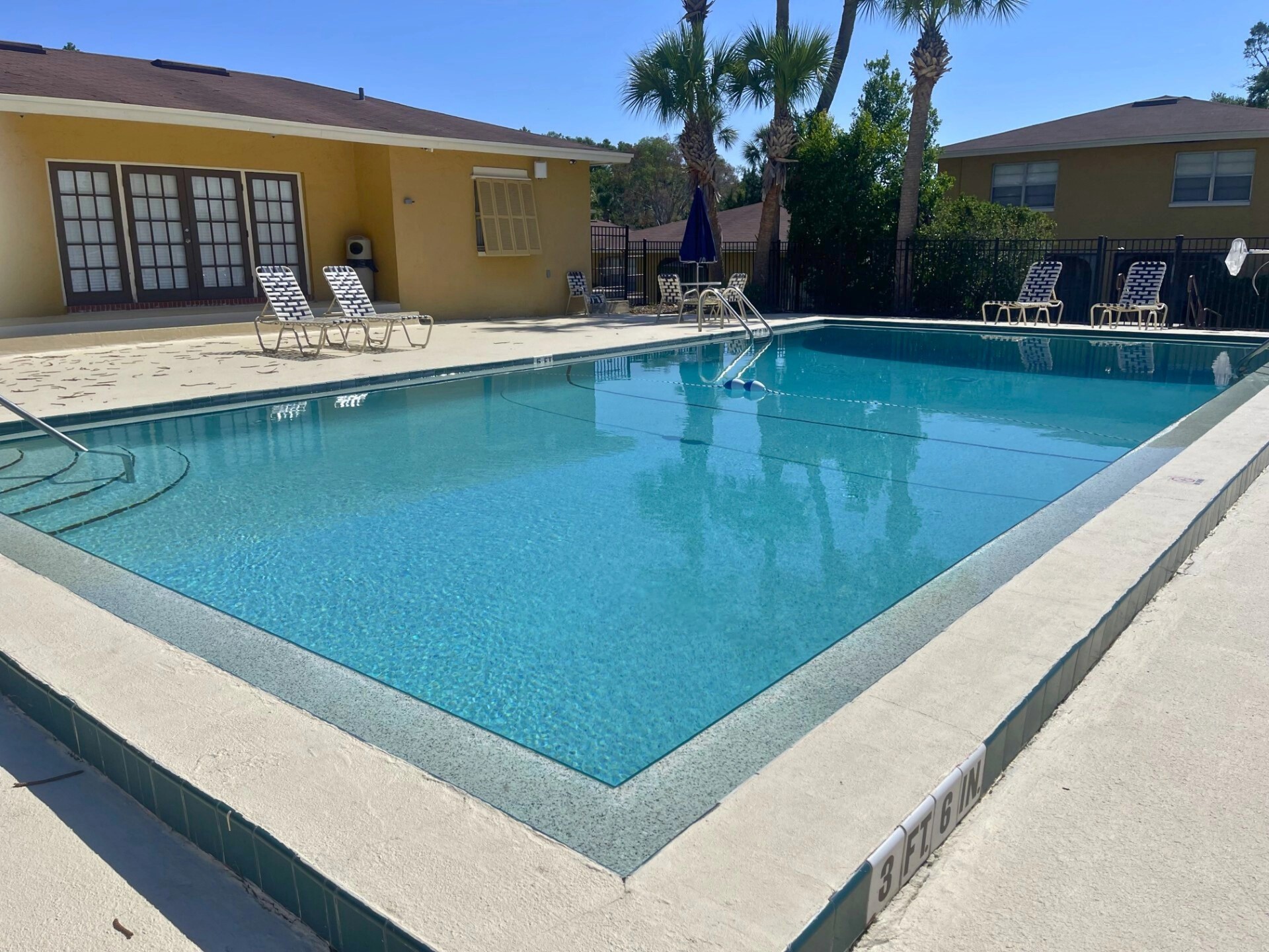 Villa Del Mar Apartments